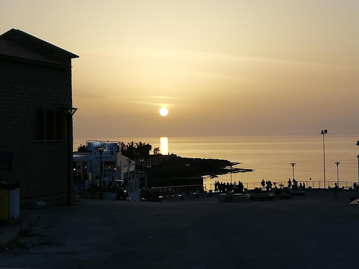 Dove Sorge Il Sole Custonaci Exterior foto